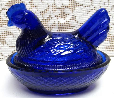 Vintage BLUE COBALT GLASS Covered Nesting Hen Chicken Small Country ...
