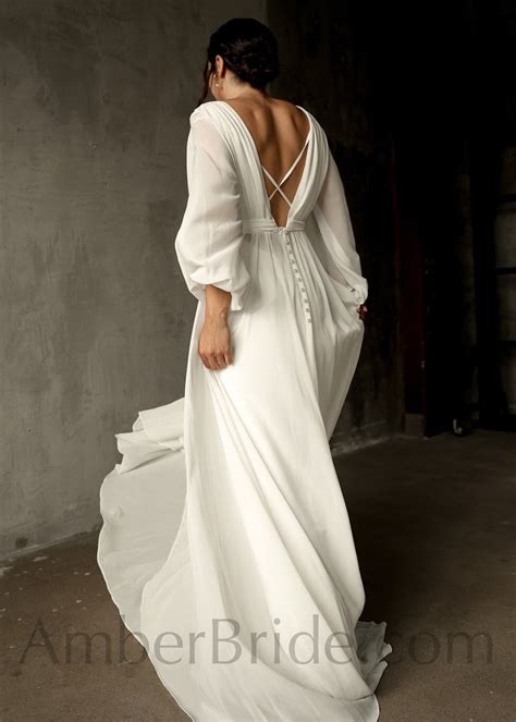 Non traditional white wedding dresses 60 photos - Vianawedding.com