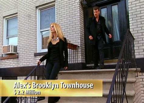 RHONY's Alex McCord Visits Brooklyn 10 Years After Australia Move