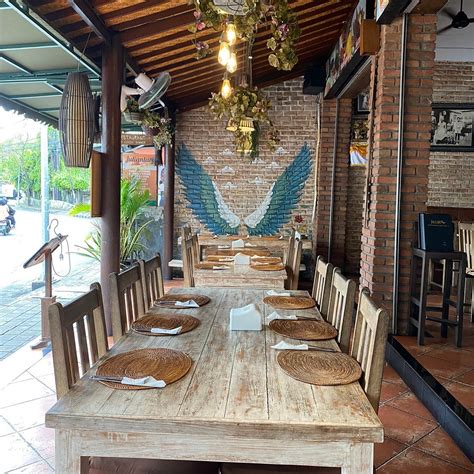 NUKA BEACH INN (Bali/Kuta) - Hostel Reviews, Photos, Rate Comparison ...