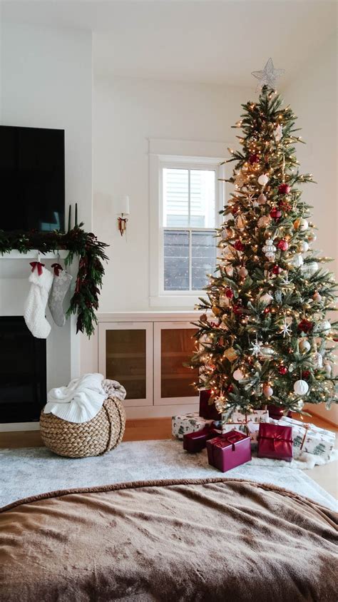 Our Holiday Decor (Sneak Peek) • Honey We're Home