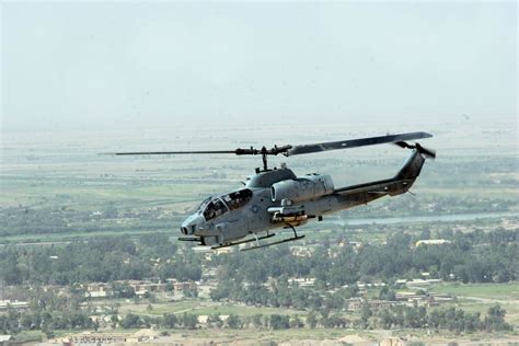 AH-1 Cobra Gunship Helicopter | Helicopters | Pinterest