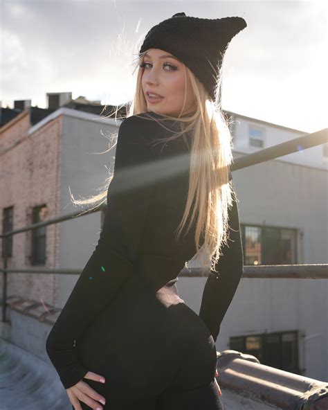 Babe Bella Lynn | IT’S MY BIRTHDAY! 🥳 I’ve never celebrated my birthday online before 🙈 I’ve ...