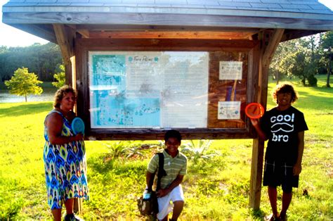 Hole 1 • Ed Austin Park (Jacksonville, FL) | Disc Golf Courses | Disc ...