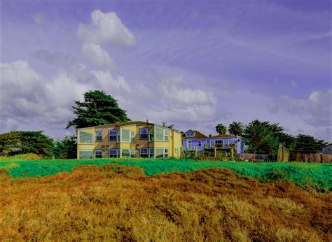 Captain's Inn at Moss Landing| Cozy B&B| Moss Landing, CA