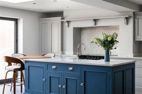 https://www.hillfarmfurniture.co.uk/wp-content/uploads/2022/12/Hillfarm_Furniture_Morrell_Wood_Kitchen_03_web_ready-1024x683.jpg?utm_source=chatgpt.com