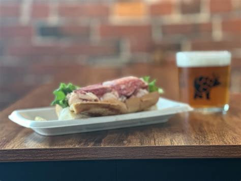 Portland Beer Hub - Old Port Craft Beer Bar & Store in Portland, Maine