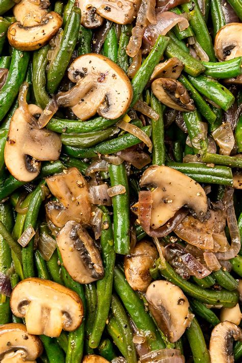 Green Beans with Mushrooms - Recipe Chronicle