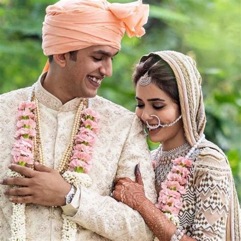 New pictures from Sana Sayyad's intimate 'nikaah' ceremony with Imaad ...