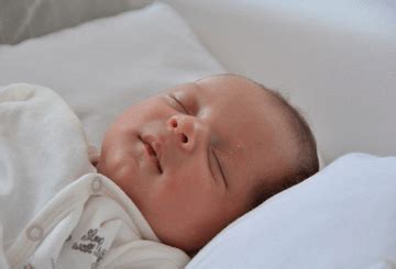 2021年出生的男宝宝取名字：鼠年宝宝起名带什么字好_寓意