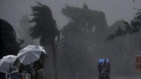 Weather | ফের ঘনাচ্ছে নিম্নচাপ! বাংলার জেলায় জেলায় ফের খুব বৃষ্টি ...
