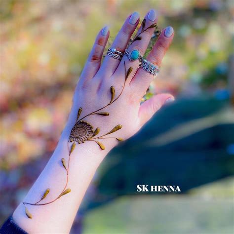 40+ Best Finger Mehndi Designs in 2025
