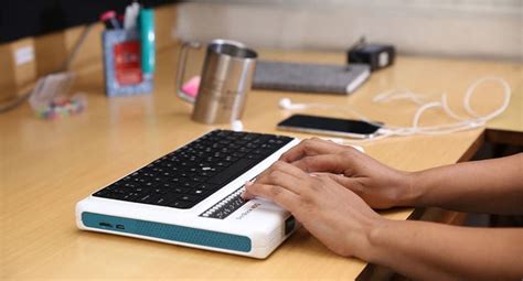 Innovative Accessible Laptop Designs : Braille Laptop