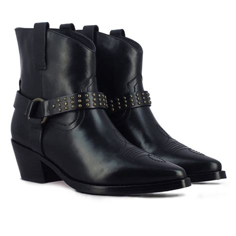 Buy Black Leather Boots With Heel | Ankle Length Boots Online – SaintG ...