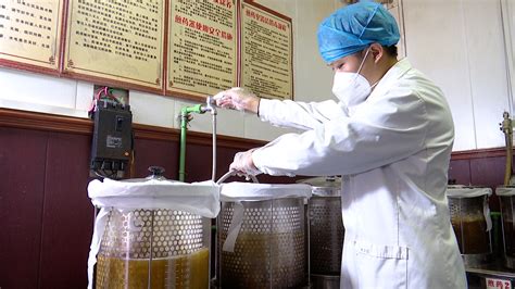 Chinese hospitals offer 'Kumquat Tea' to ease COVID symptoms - CGTN