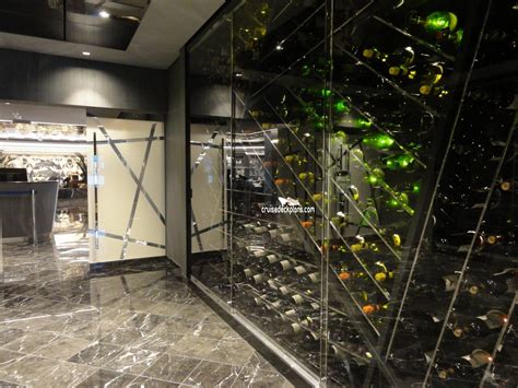 MSC Seaview Silver Dolphin Restaurant Pictures