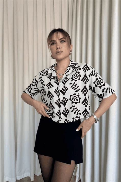 Black and White Printed Crop Shirt | Özer&Hermin