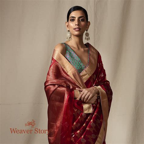 Handloom Maroon Chanderi Silk Saree with Floral Jaal – WeaverStory