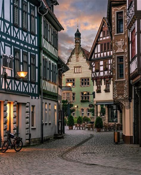 Europe Street 的图像结果