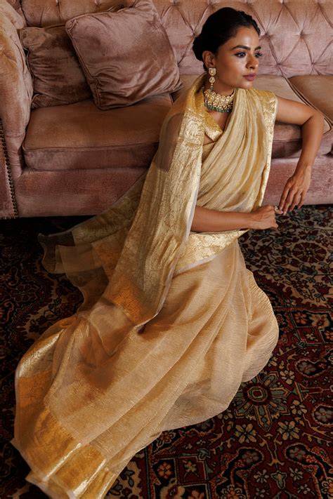 Light Gold Crinkled Banarasi Tissue Saree – Geroo Jaipur