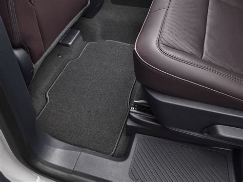 Explorer 2021-2026 4pc Carpeted Floor Mats | Accessories | Ford.com