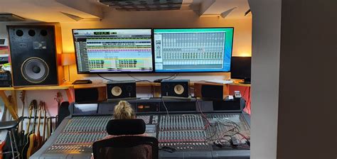 PreSonus Studio One 5.5 Artist Music Production Software, Download S15 ART