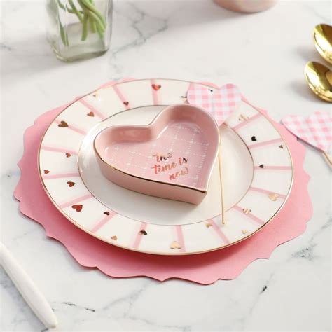 Dinner Date Table Setup Ideas | Nestasia