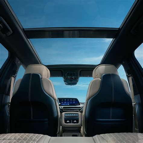 2025 Cadillac LYRIQ | Electric SUV | Cadillac Canada