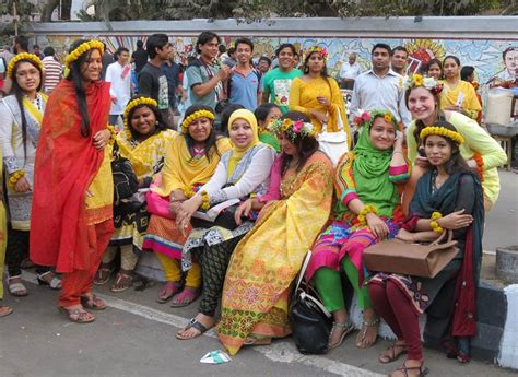 Bengaluru Local People 的图像结果