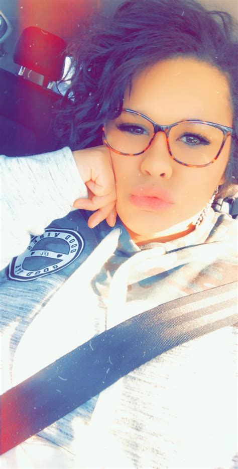 23 yo big tit wife, also have pictures of her best friend. Can verify. Big ass + Kik Not_Virgil ...