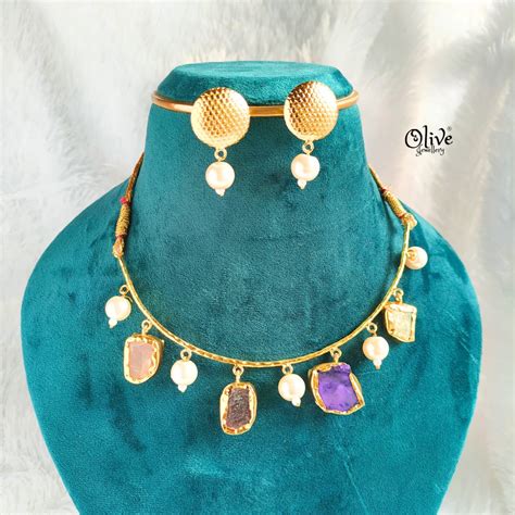 Natural Stone Hasli (Multi Stones) – Olive Jewellery