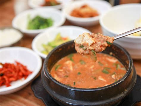 【韩国泡菜汤的做法】韩国泡菜汤怎么做_韩国泡菜汤的家常做法_下厨房