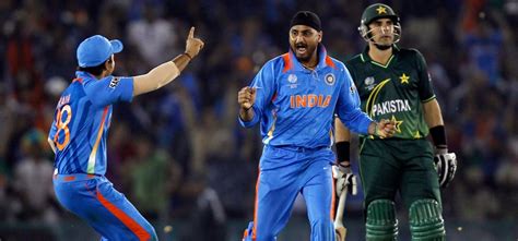 Harbhajan Singh Shares How He Started Shivering After MS Dhoni Called ...