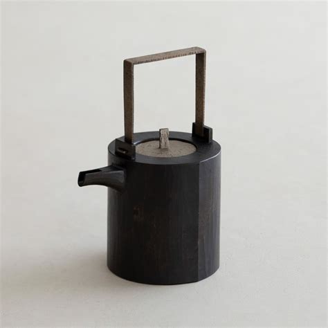 八代淳子：拭漆注器 | filament store