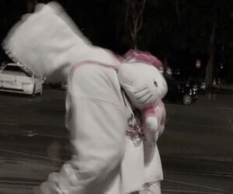 Discord pfp aesthetic - astrofess