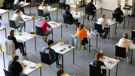 Panne bei Abitur-Prüfung in Nordrhein-Westfalen