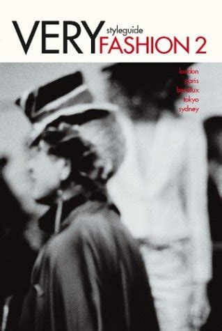 VERYstyleguide Fashion 2 : Amazon.in: Books