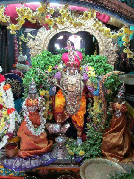 Kairavini karaiyinile - திரு அல்லிக்கேணி குளக்கரையோரம்: Kalinga ...
