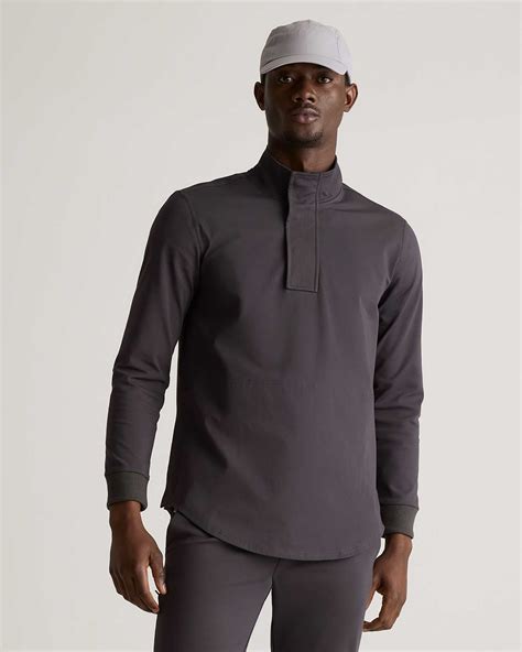 On Par Half-Zip Pullover in Dark Coal