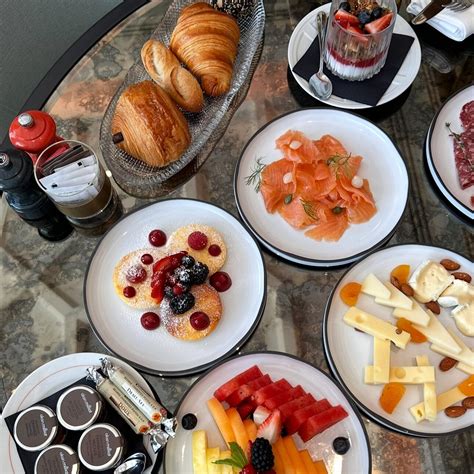 FOUR SEASONS RESORT AND RESIDENCES AT THE PEARL-QATAR (Doha) - Hotel ...