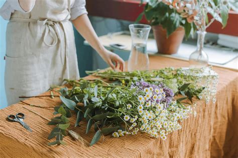 Bouquet Making at Vitamin Sea Brewing [03/11/25]