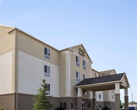 MAINSTAY SUITES BISMARCK - Hotel Reviews, Photos, Rate Comparison ...