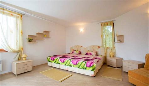 HOTEL APRILTSI - Hotel Reviews & Photos - Tripadvisor