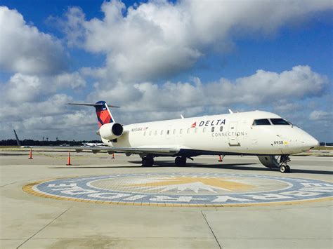 Delta Connection CRJ 的图像结果