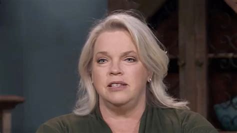 Sister Wives' Janelle Brown shows off her incredible '100-lb' weight ...