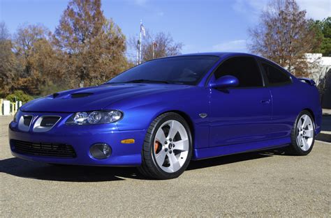 2005 Pontiac GTO | Art & Speed Classic Car Gallery in Memphis, TN