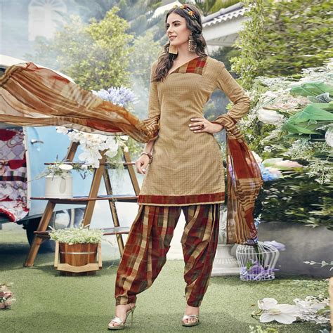 11 Stunning Salwar Kameez Neck Designs for Stitching for the Beautiful ...
