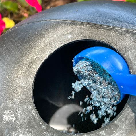 How to Fertilize Impatiens for Constant Blooms - growhappierplants.com