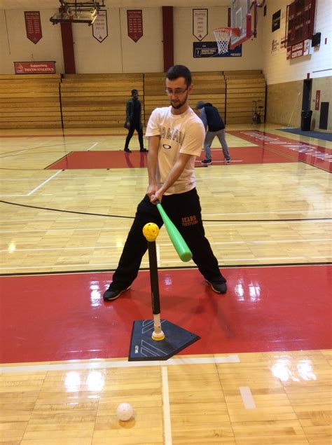 Baseball Batter Swing 的图像结果