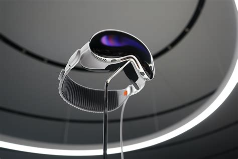 What the Oculus Rift Inventor Thinks About Apple…